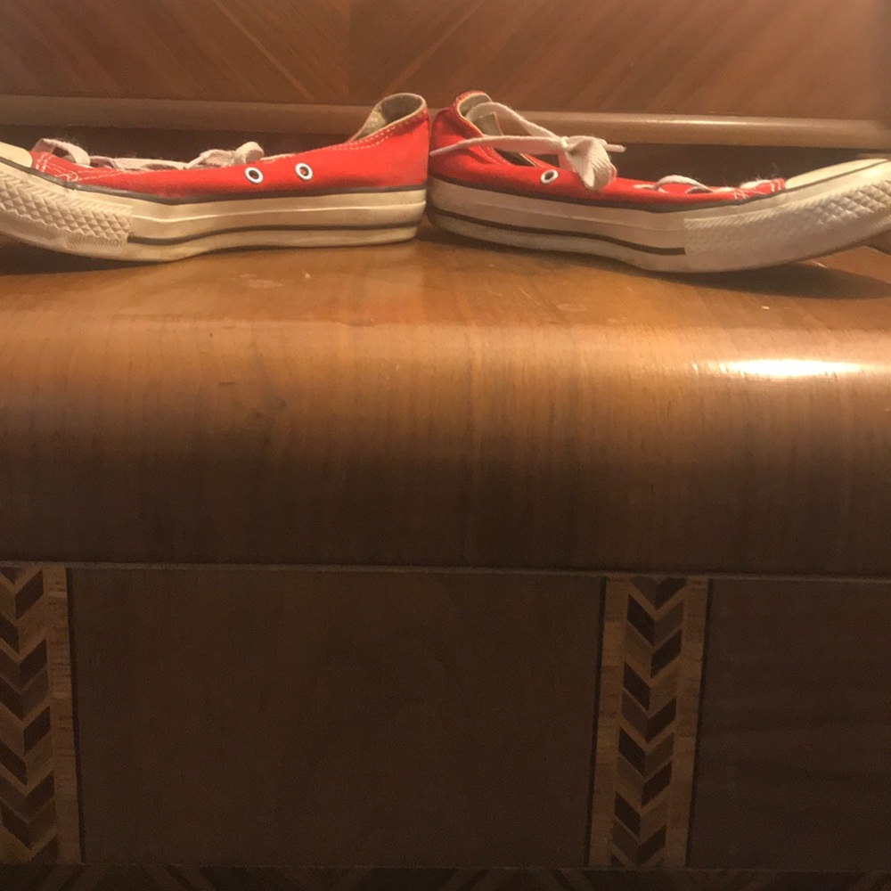 Red converse